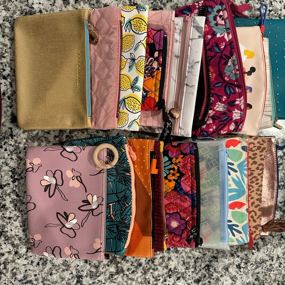 Colorful Assorted Pouches Set, Over 20+ bags